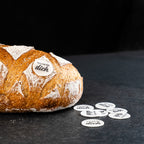 Brotlaib mit essbaren Auflegern