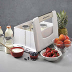 Joghurtbereiter mit frischem Obst