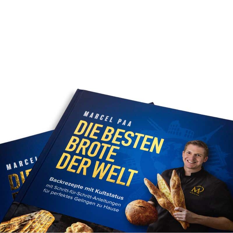 Marcel Paa mit Broten Buch