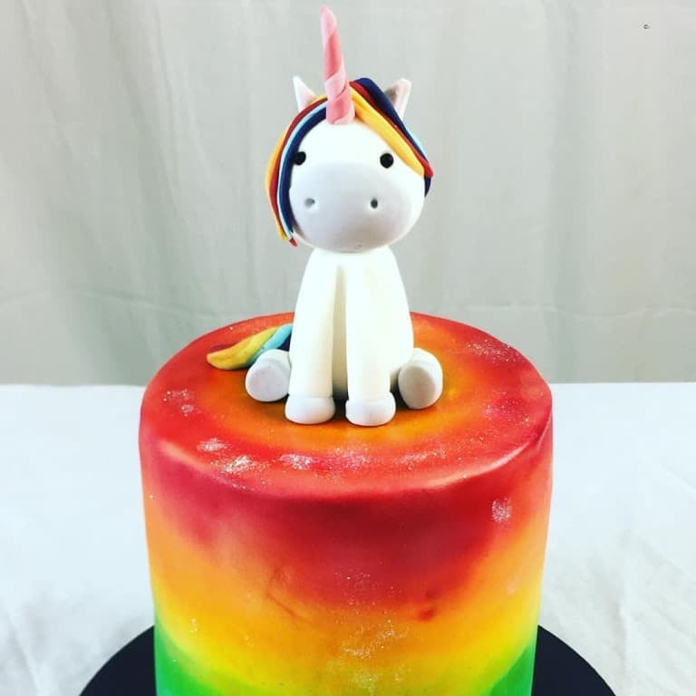 Einhorn Regenbogen Torte Marcel Paa