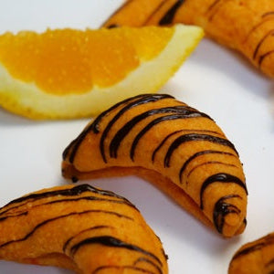 Weihnachtsbäckerei - Orangen-Kipferl