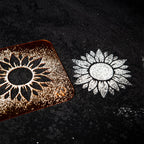 Sonnenblumen-Schablone mit Puderzucker