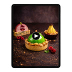 Patisserie und Törtchen auf einem Tablet