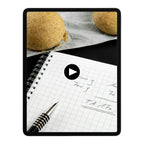 Notizbuch, Stift, Teiglinge, Rezept auf einem Tablet