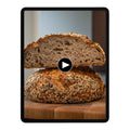 Saatenbrot auf einem Tablet