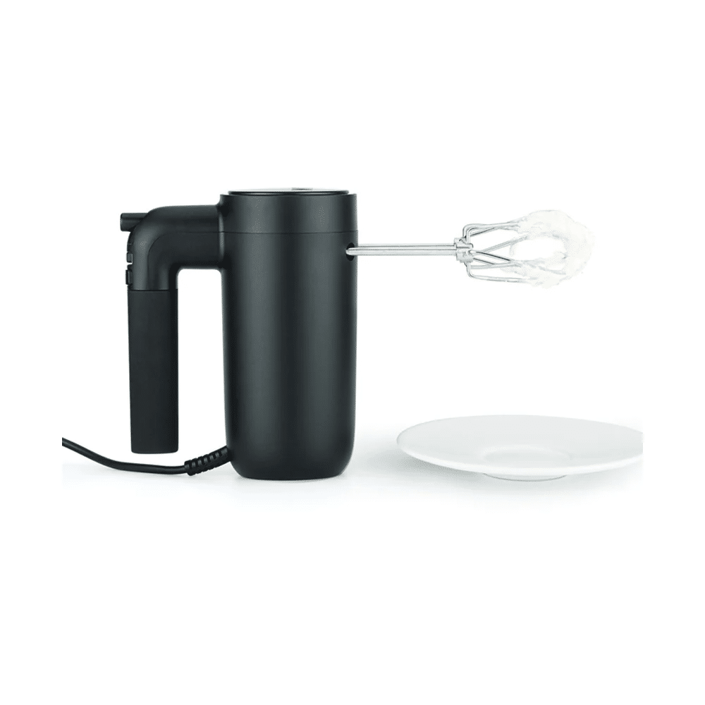Schwarzer Handmixer mit Rührbesen