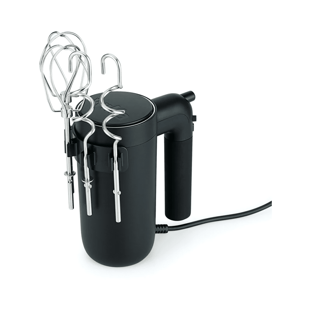 Schwarzer Handmixer mit Rührbesen