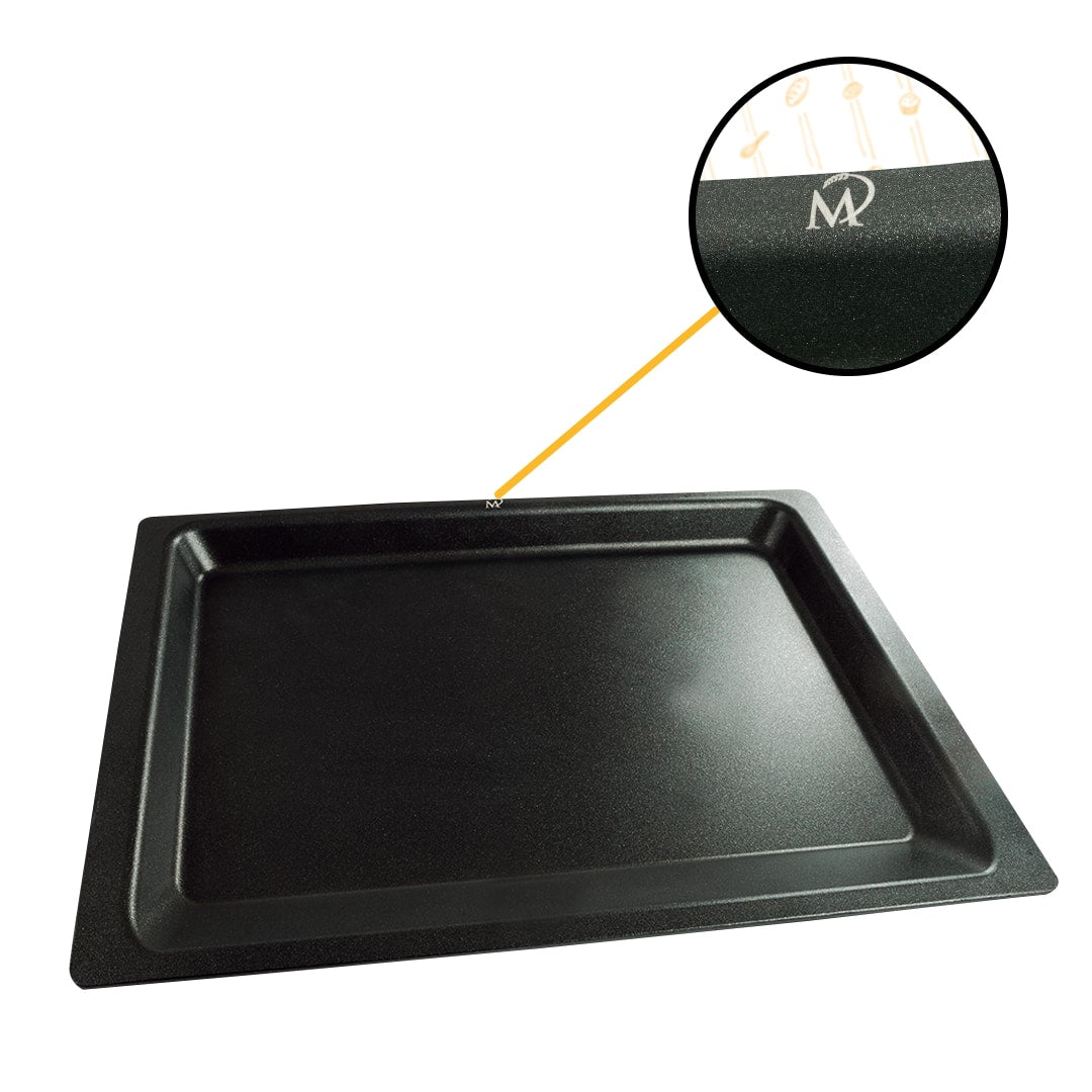 Backblech mit Marcel Paa Logo