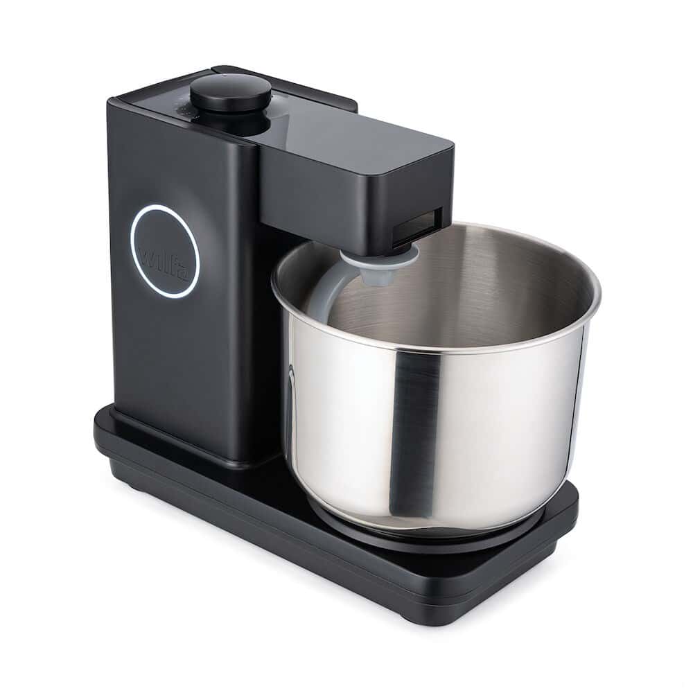 Schwarze Küchenmaschine mit Edelstahlschüssel
